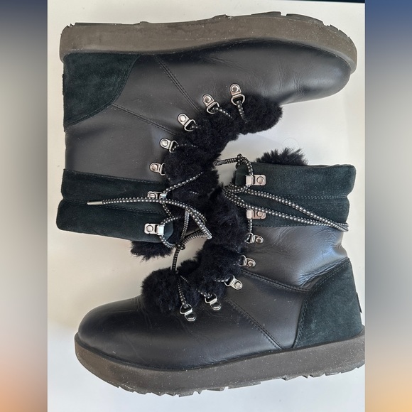 UGG VIKI WATERPROOF BLACK BOOTS Size 11 - Picture 2 of 7